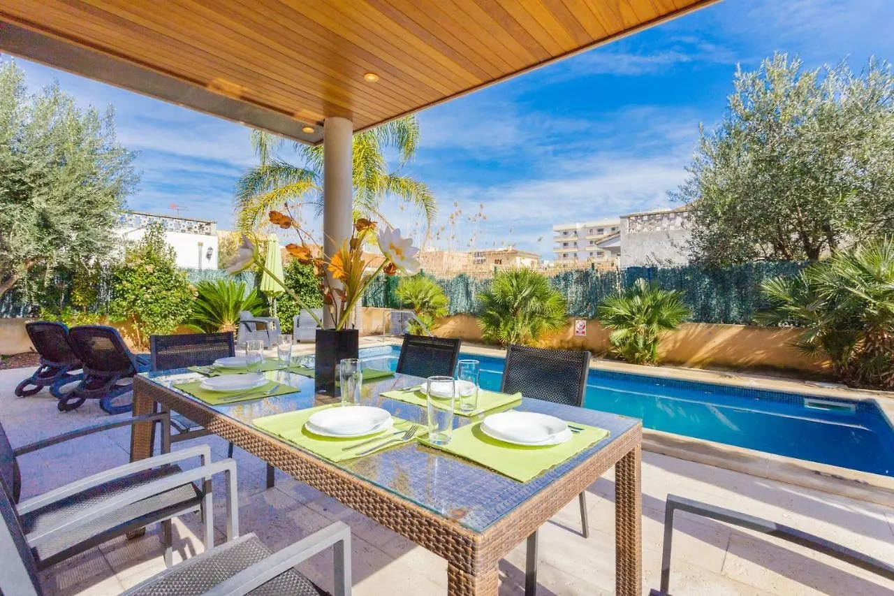 Villa Magnolia Pollenca Spain